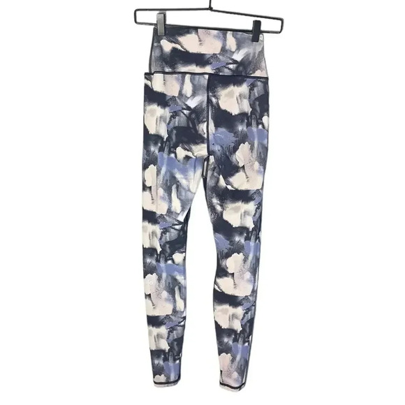 Alo Yoga Women’s XS Vapor High-Waist Graffiti Tie Dye Legging - Multi - Picture 7 of 8